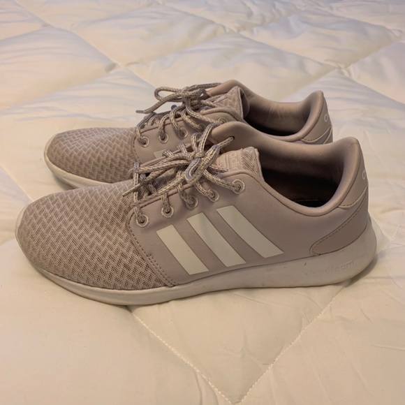 Adidas Cloudfoam QT Racer sneakers, size 8 1/2 - Picture 2 of 6